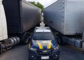 PRF apreende em Jequié veículos de carga adulterados