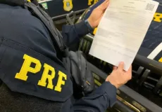 PRF cumpre mandado de prisão e prende motorista em Eunápolis
