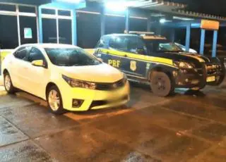 PRF em Eunápolis recupera Corolla furtado em Salvador e prende condutor por receptação