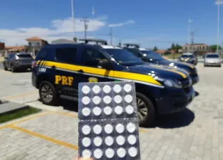 PRF flagra caminhoneiro com comprimidos de anfetaminas na BR 101, em Teixeira de Freitas