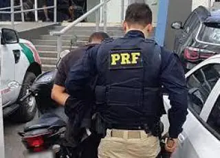 PRF prende foragido da justiça do Paraná em Itamaraju