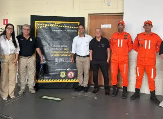 PRF promove palestras sobre segurança no trânsito para cerca de 500 estudantes no extremo sul da Bahia