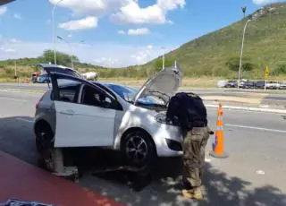 PRF recupera em Jequié veículo roubado em Salvador