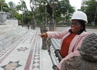 Primeira mulher mestre de obras da Bahia luta pela inserção do gênero na Construção Civil