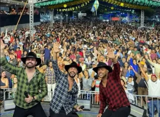 Primeira noite da Festa do Casamenteiro reúne grande público e celebra tradição com muita música em Posto da Mata