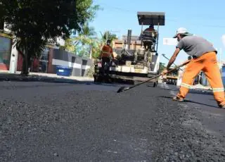 Principal Avenida de Alcobaça ganha pavimentação asfáltica