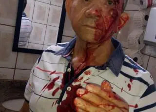 Professor agredido a socos por aluno de 14 anos em sala de aula