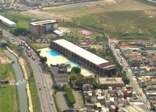 Professor é esfaqueado por aluno dentro de CEU na Zona Leste de SP, diz polícia
