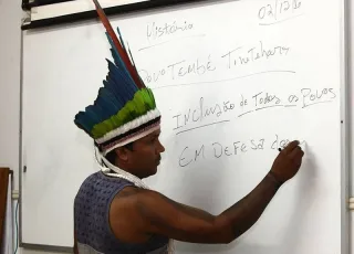 Professores indígenas da rede estadual têm progressão de carreira garantida