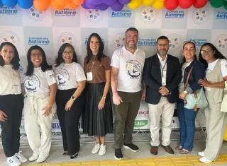 Profissionais da Educação de Mucuri participam da II Jornada pelo Autismo na Costa das Baleias