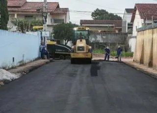 Programa Teixeira Asfaltada avança no bairro Recanto do Lago