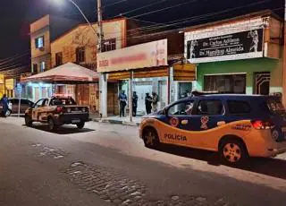 Proprietários de estabelecimentos comerciais de Itamaraju, voltam a ser conduzidos para delegacia após descumprirem decretos