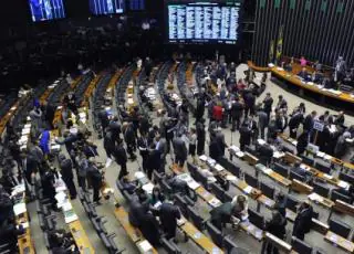 PSB fica com liderança da oposição e PCdoB com liderança da minoria na Câmara