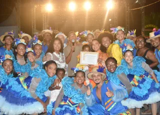 Quadrilhas juninas são homenageadas na Festa de São Pedro de Alcobaça