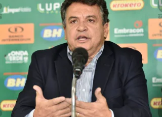 Quatro pessoas baleadas em reunião na casa de deputado