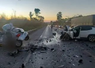 Quatro pessoas morreram e duas ficaram feridas em acidente no oeste da BA