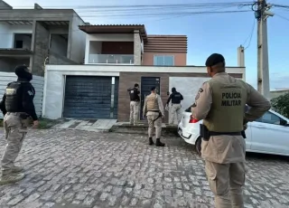 Quatro PMs são presos por suspeita de organização criminosa durante Operação “Banda Suja" na Bahia