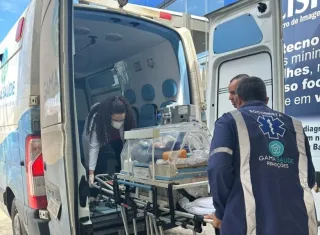 Recém-nascido é transferido de Mucuri por UTI aérea para Hospital Neonatal especializado