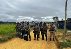 Reintegração de posse em fazenda de Guaratinga transcorre de forma pacífica