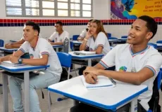 Renovação de matrícula para estudantes da rede estadual da Bahia começa na próxima segunda-feira (18)