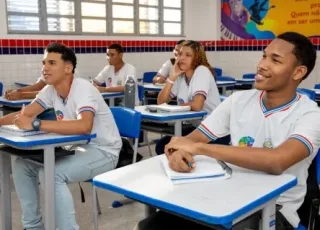 Renovação de matrícula para estudantes da rede estadual da Bahia começa na próxima segunda-feira (18)