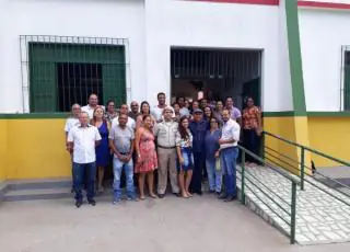 Reunião apresenta aos professores o sistema militar de ensino a ser adotado na primeira escola de Caravelas