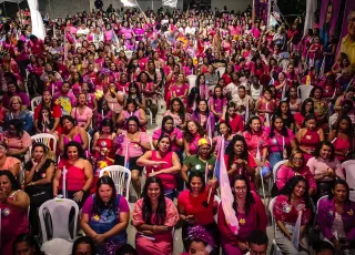 Reunião do “Furacão Rosa” destaca a crescente participação feminina na política em Nova Viçosa