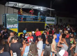 Reveillon de Caravelas atraiu gente de várias partes do país