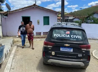 Revoltante: Homem de 40 anos é preso suspeito de estuprar idosa cega e acamada em Itagimirim