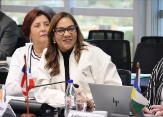 Roberta Santana reforça alerta contra o sarampo durante agenda em Brasília