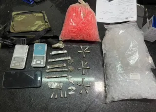 Rondas policiais terminam com dupla detida e drogas apreendidas em Eunápolis