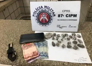 ROTAM detêm jovem com drogas no bairro Vila Vargas