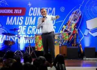 Rui participa de aula inaugural da rede estadual e destaca compromisso do governo com a Educação
