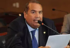 Sandro Régis comemora pagamento via pix em pedágio da BA-099 e defende ampliação da modalidade para toda a Bahia