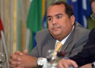 Sandro Régis critica Rui por violência na Bahia e sugere criação de 