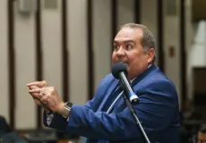 Sandro Régis lamenta turistas baleadas no extremo sul e critica omissão do PT diante de invasões de terra