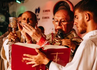 Santa Cruz Cabrália celebra 526 anos da primeira missa no Brasil com programação religiosa e cultural