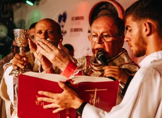 Santa Cruz Cabrália celebra 526 anos da primeira missa no Brasil com programação religiosa e cultural
