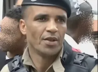 Sargento da reserva é morto durante assalto enquanto ensinava esposa a pilotar moto na Bahia