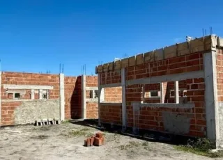 Saúde em foco: Alcobaça avança com obra de PSF no bairro Farol