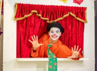 Secretaria de Cultura de Teixeira de Freitas abre inscrições para oficina de palhaçaria com vagas limitadas