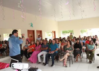 Secretaria de Educação de Itanhém realiza pré-jornada pedagógica com coordenadores e gestores escolares