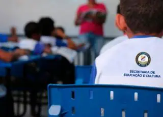 Secretaria de Educação emite comunicado em relação ao retorno remoto das aulas em Teixeira