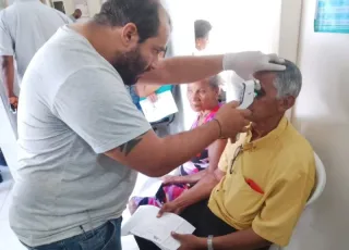 Secretaria de Saúde de Mucuri levou mutirão de glaucoma ao distrito de Itabatã, nesta terça (17)