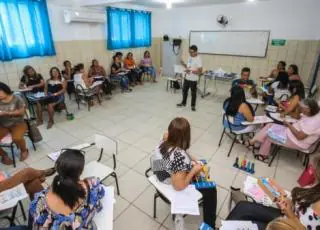 Secretaria Municipal de Educação realiza formação em Matemática para os professores e coordenadores pedagógicos