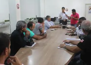 Secretário de Educação e Cultura esclarece boatos sobre show de Amado Batista