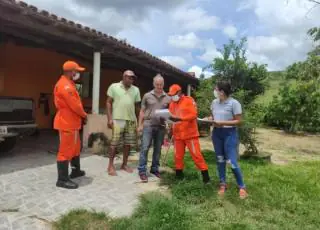 Secretário Denilton Porto acompanha Bombeiros durante vistoria para liberação de Crédito em Itanhém