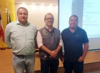 Secretários de Alcobaça representam município em encontro do MPF e SPU na capital baiana