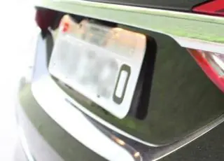 Sefaz irá notificar 100 mil veículos com placas 9 e 0 por atraso no IPVA