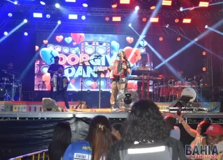 Segunda noite da Exponhém confirma sucesso da festa pelos 68 anos de Itanhém